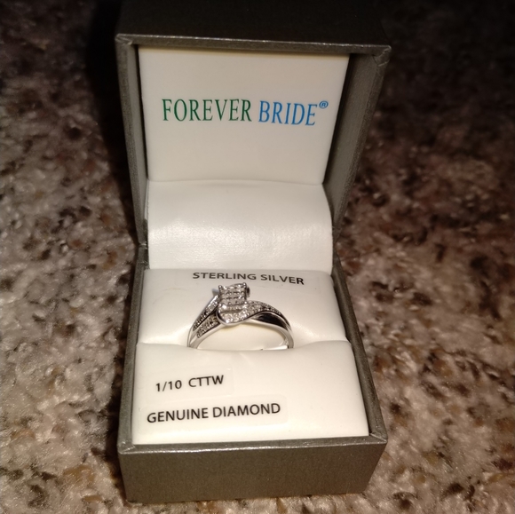 NWT!! SS 💍 Diamond Promise Ring! - Picture 2 of 9